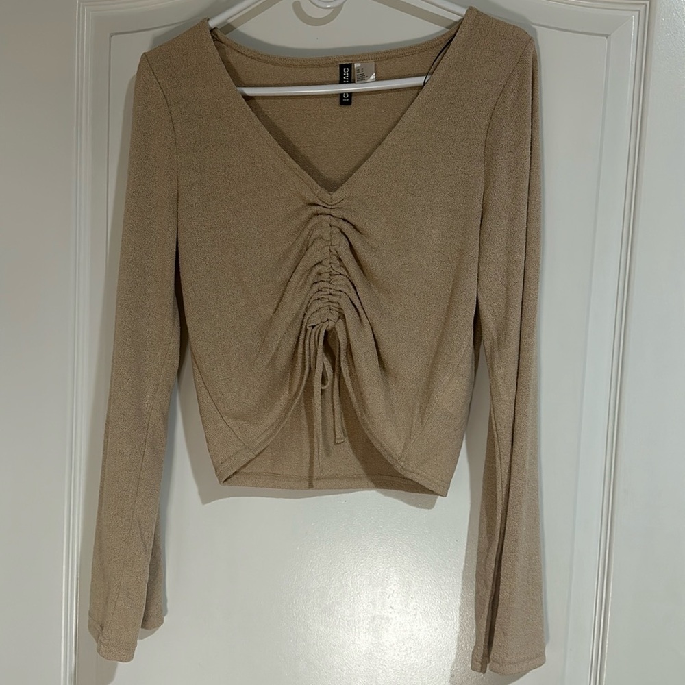 Scrunch peasant top with flare sleeves